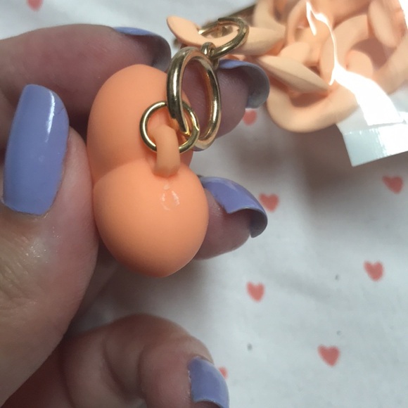 Orange Chunky Chain Heart Necklace - Picture 11 of 12